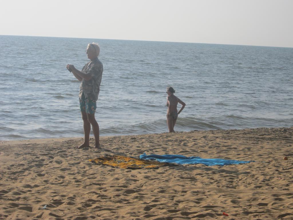 Anicia Beach House Negombo Ngoại thất bức ảnh