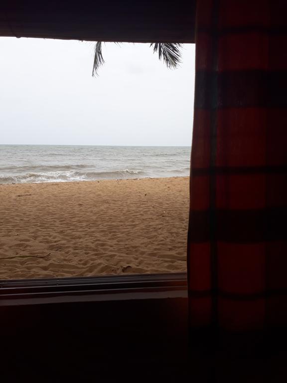 Anicia Beach House Negombo Ngoại thất bức ảnh