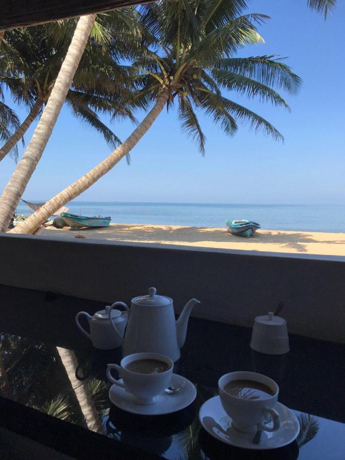 Anicia Beach House Negombo Ngoại thất bức ảnh